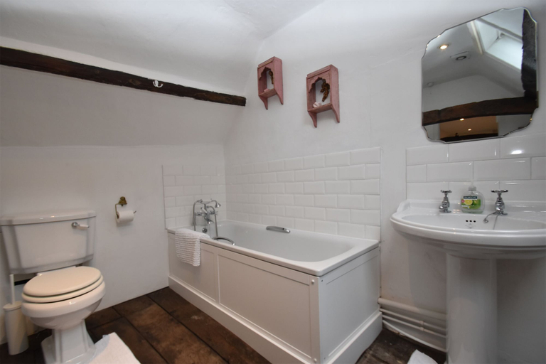 Bathroom 3, Oak House, East Sussex
