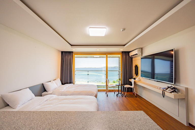 Bedroom 5, Areumdaun Resort, Seogwipo