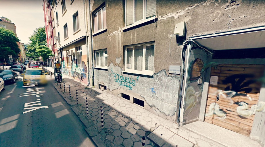 Others 4, Raya Maisonette, Stolichna