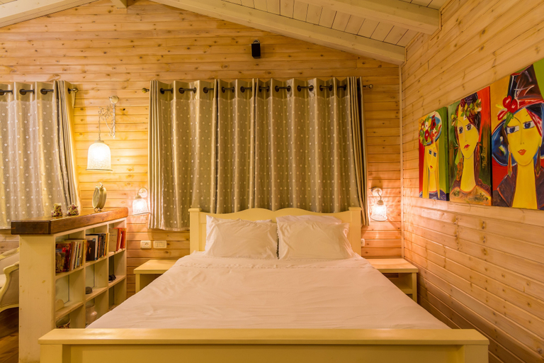 Bedroom 3, Betzel Haella