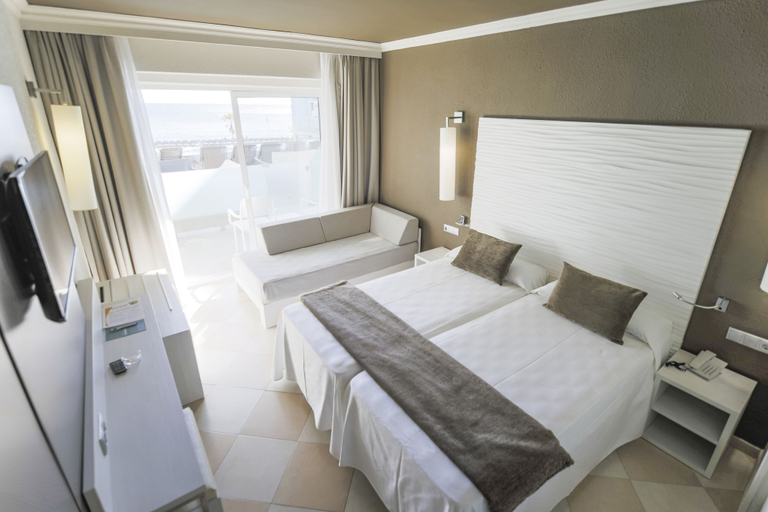 Bedroom 3, Hotel Augustus, Tarragona