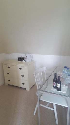 Others 4, Telscombe Cliffs Bed & Breakfast, East Sussex