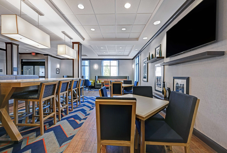 Food & Drinks 5, Hampton Inn Farmington, Saint Francois