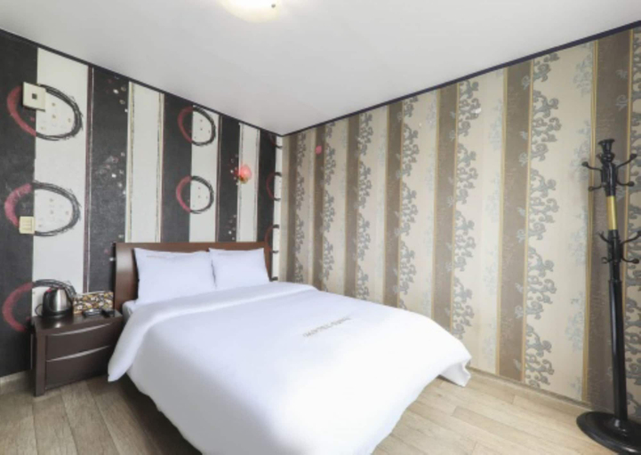 Bedroom 3, Gunsan King Motel, Gunsan