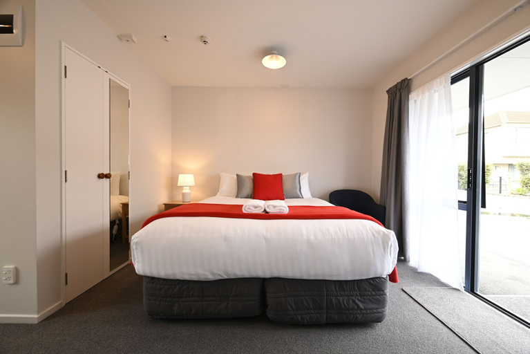 Bedroom 2, Riccarton Mall Motel, Christchurch