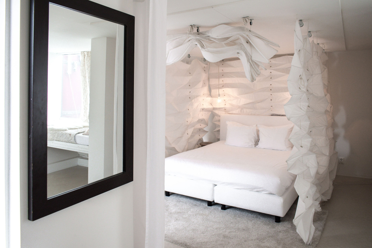 Bedroom 3, Hotel The Exchange, Amsterdam