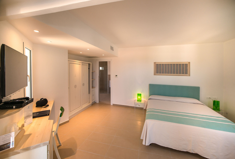 Bedroom 3, Hotel Ollastu, Olbia-Tempio