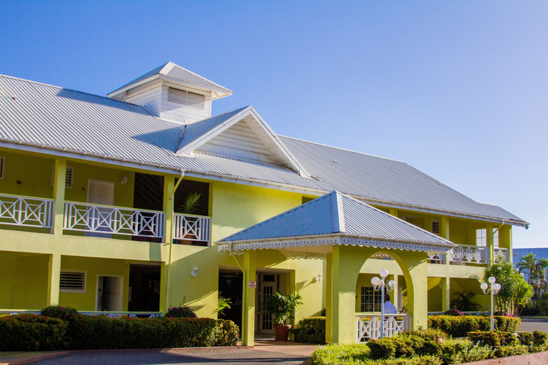 Exterior & Views 2, Bay Gardens Hotel