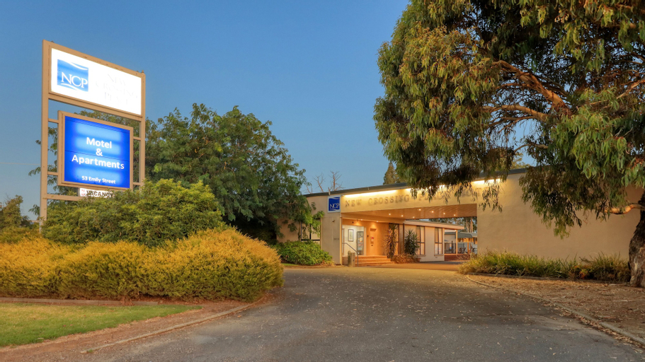 New Crossing Place Motel & Apartments, Mitchell - North