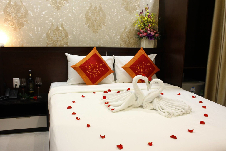 Bedroom 13