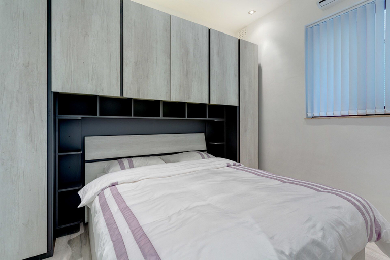 Bedroom, Modern Apartment Near the Promenade