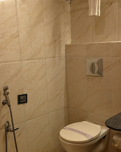 Bathroom, Hotel Bhargav Grand, Kamrup Metropolitan