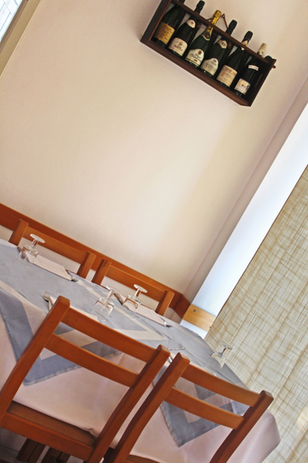 Bedroom 4, Hotel Montefiore, Rimini