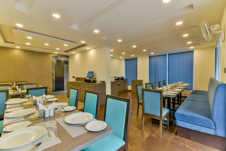 Food & Drinks 5, Ramatan Resort, North Goa