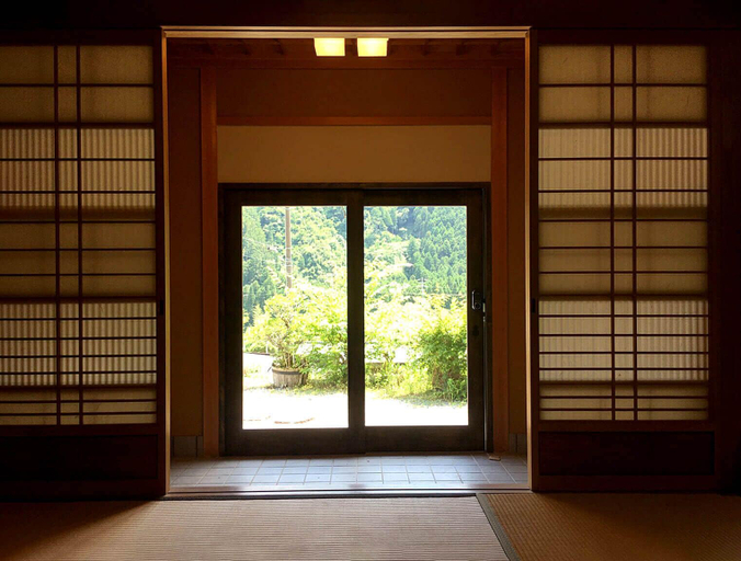 Others 4, Hoshi to Kaze no Niwa, Kamikawa