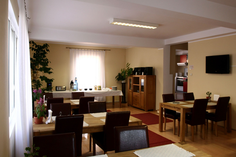 Food & Drinks 5, Villa Parc, Cluj-napoca