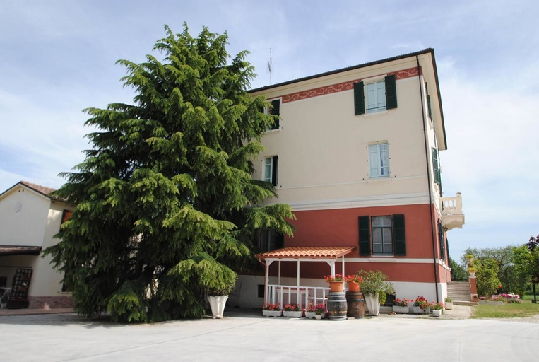 Exterior & Views 2, Country House Villa Geminiani, Ascoli Piceno