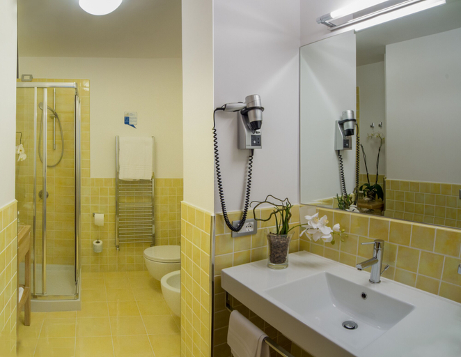 Bathroom 5, Grifo Hotel Charme & SPA, Napoli