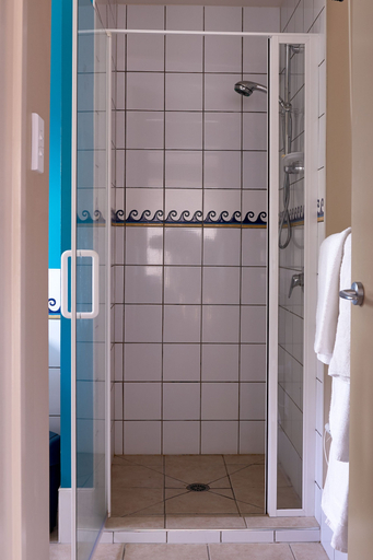 Bathroom 4, Akaroa on the Beach Apartments, Christchurch