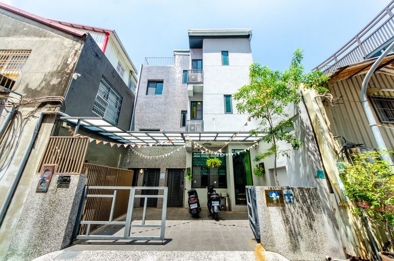 Exterior & Views 2, Chikan Fun Guesthouse, Tainan