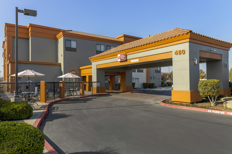 Exterior & Views 2, Best Western Plus Fresno Inn, Fresno