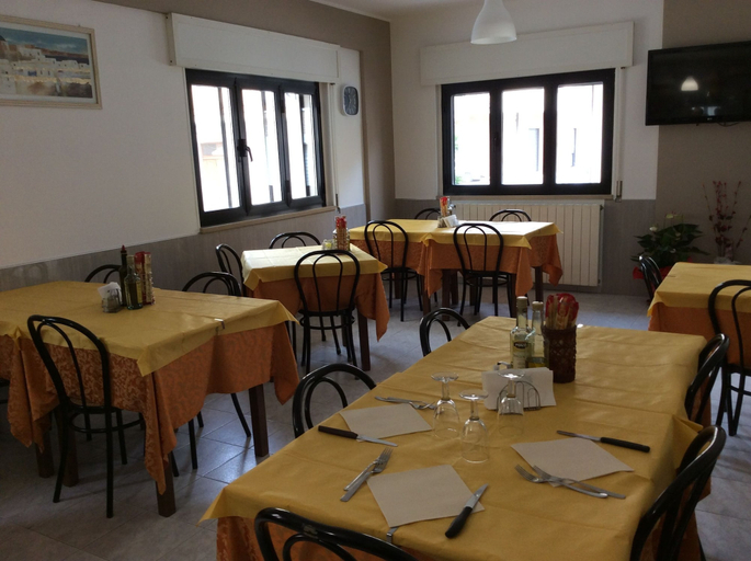Food & Drinks 3, Albergo Italia, Potenza