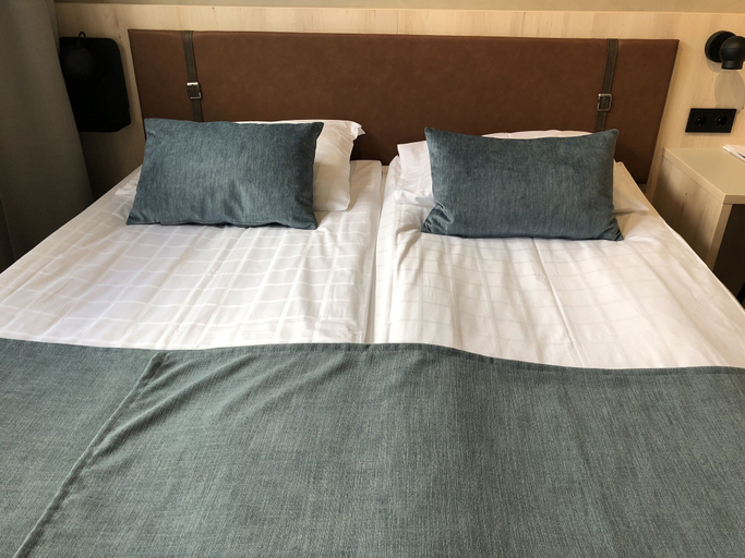 Bedroom 4, Pilot Express Airport Hotel, Uusimaa