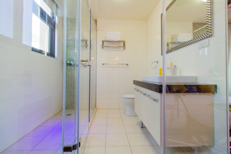 Bathroom 5, F One B&B, Yilan