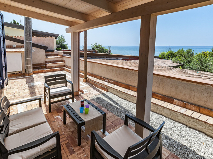 Terrace/patio 5, Casa Vacanza Maresol6, Latina
