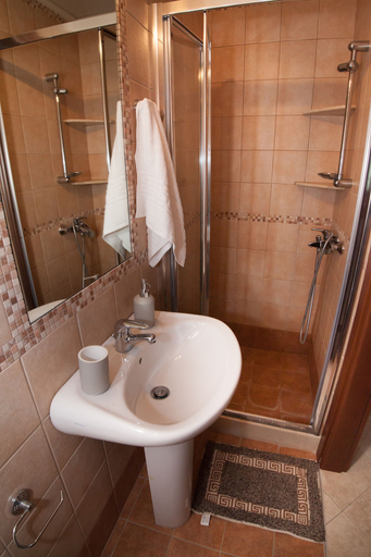 Bathroom 2, Groundfloor Luxury Villa Heraklion Crete, Crete