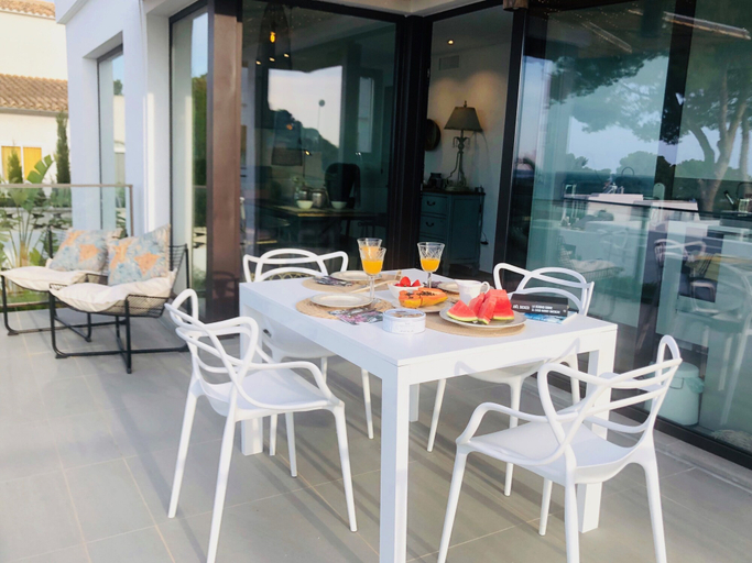 Food & Drinks 5, Casa Encelado 10, Alicante