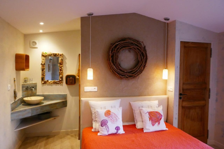 Bedroom 2, La Vagabonde, Var