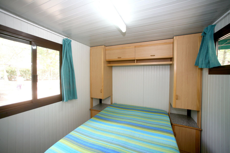 Bedroom 3, Camping la Gemma, Foggia