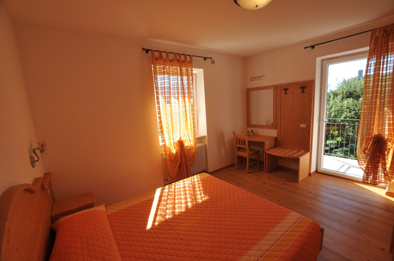 Bedroom 2, Agritur Le Pergolette, Trento