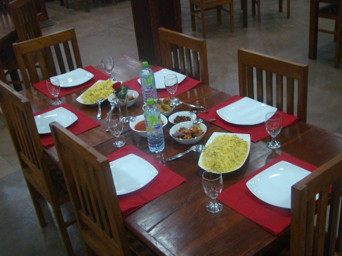 Food & Drinks 5, Hotel City Grand Ella, Ella