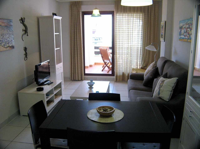 Others 5, VenAVera E21B - 1 Bedroom/1Bath Beachfront WIFI, Almería