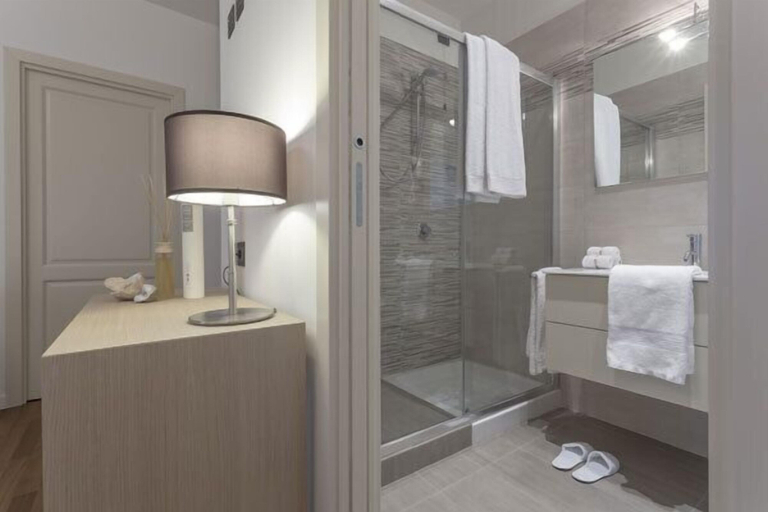 Bathroom 3, Tenuta Esdra, Frosinone