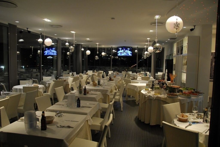 Food & Drinks 5, Medi Garden Resort, Teramo