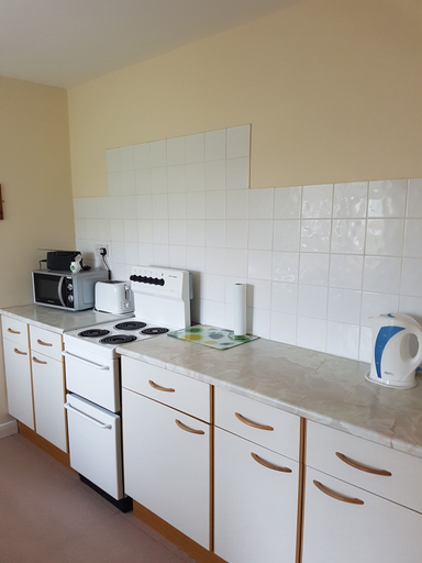 Others 2, Lynden Cottage, Lincolnshire