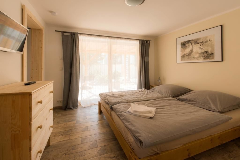 Bedroom 2, Apartments & Pension Wolkentor, Halle (Saale)