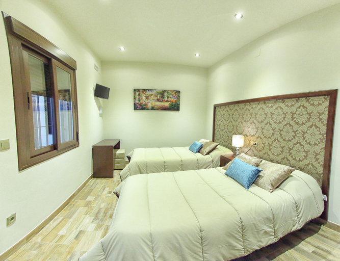 Bedroom 4, Hostal Garlu, Córdoba
