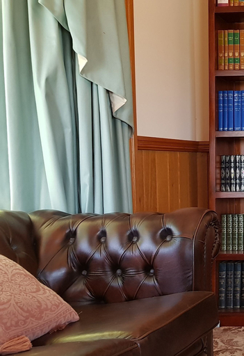 Others 4, Impressive Hobby Farm Close in Bungaree, Moorabool - West