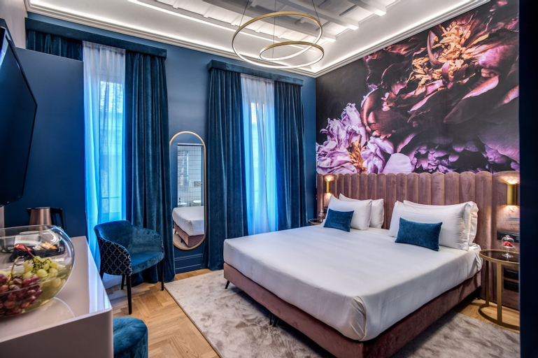 Bedroom 1, Palazzetto Trevi, Rome