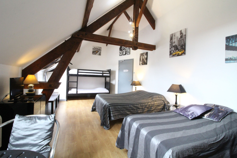 Bedroom 3, Château de Quesmy, Oise