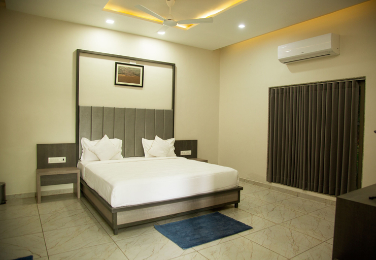 Bedroom 3, Sterling Gir, Gir Somnath