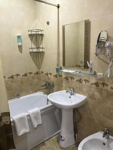 Bathroom 3, Tarkho, Makhachkala gorsovet