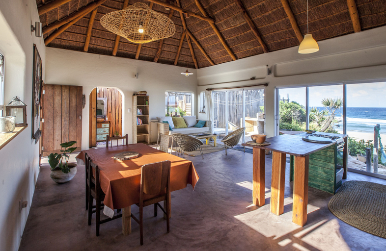 Food & Drinks 4, Pura Vida Tofo Beach House, Jangamo