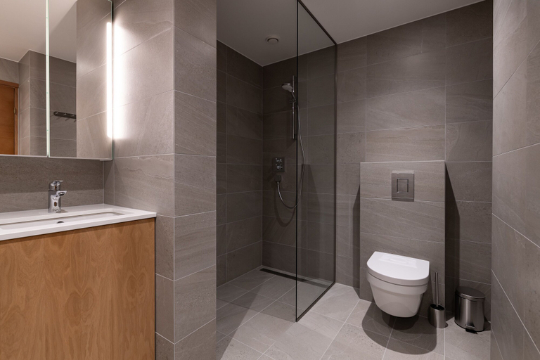 Bathroom 3, Tallinn Apartment Hotel Suites, Tallinn