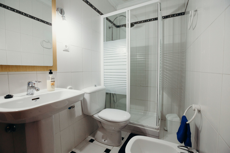 Bathroom, Apartamento El Mirador de San Antonio, Cádiz