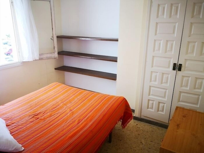 Bedroom 2, Apartamento 876, Girona